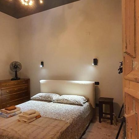 Curt Da Beta - Casa Vacanze Con Giardino In Corte Del XVIII Secolo Malnate ภายนอก รูปภาพ