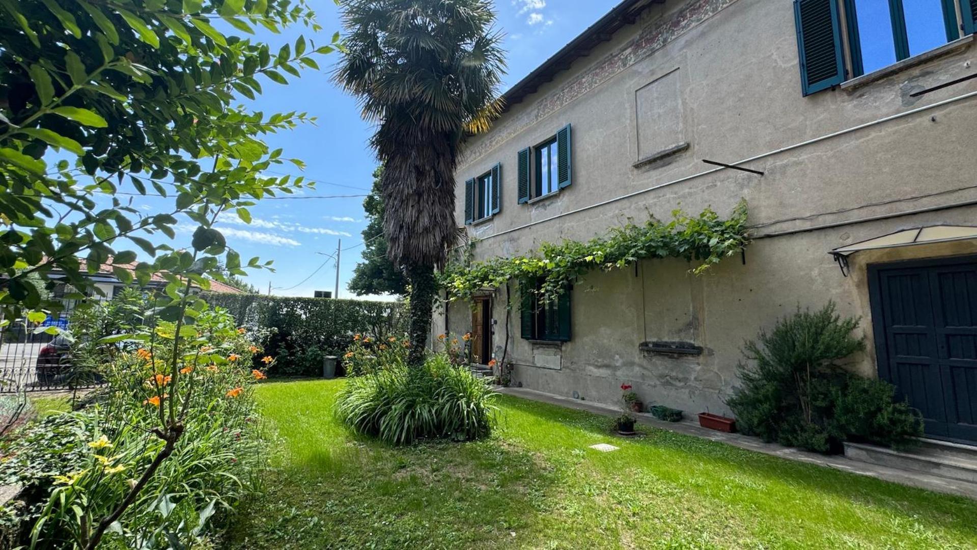 Curt Da Beta - Casa Vacanze Con Giardino In Corte Del XVIII Secolo Malnate ภายนอก รูปภาพ